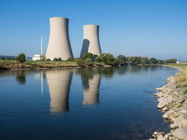 浮体式原子力発電所の利点と課題、IAEAシンポジウムで議論